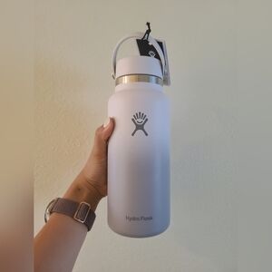 Limited Edition 32 oz Hydroflask in Polar Ombre (Moonlight)
